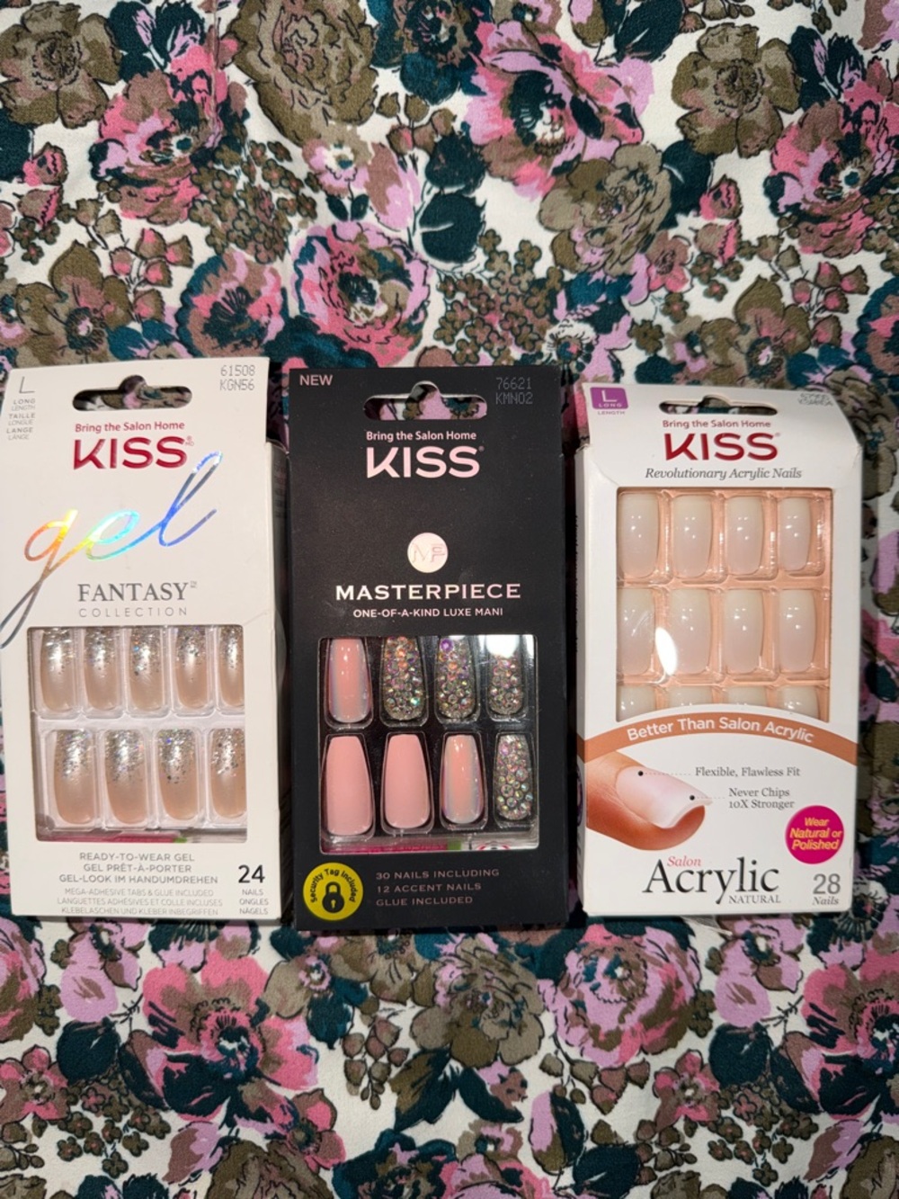 KISS Nail Set Trio in Pink, Nude and Glitter Accents